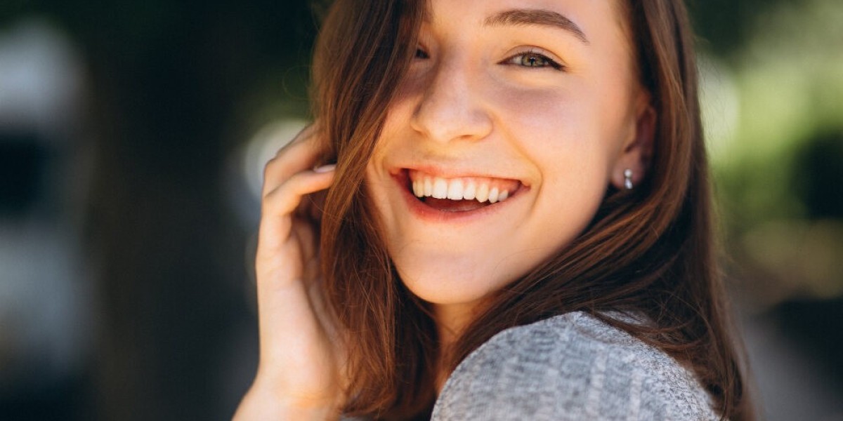 What Makes the Perfect Smile? Exploring the Elements of a Beautiful Smile